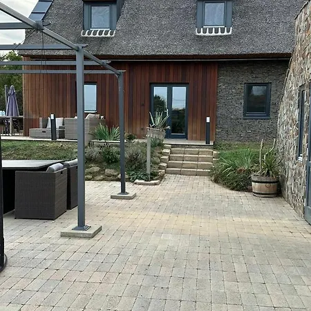 Balaton House
